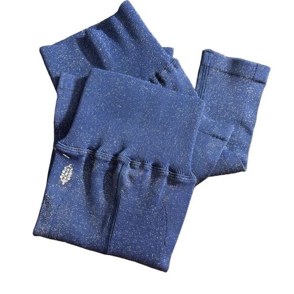 Free people happiness runs biker shorts blue indigo lurex M / L NEW - Picture 16 of 16